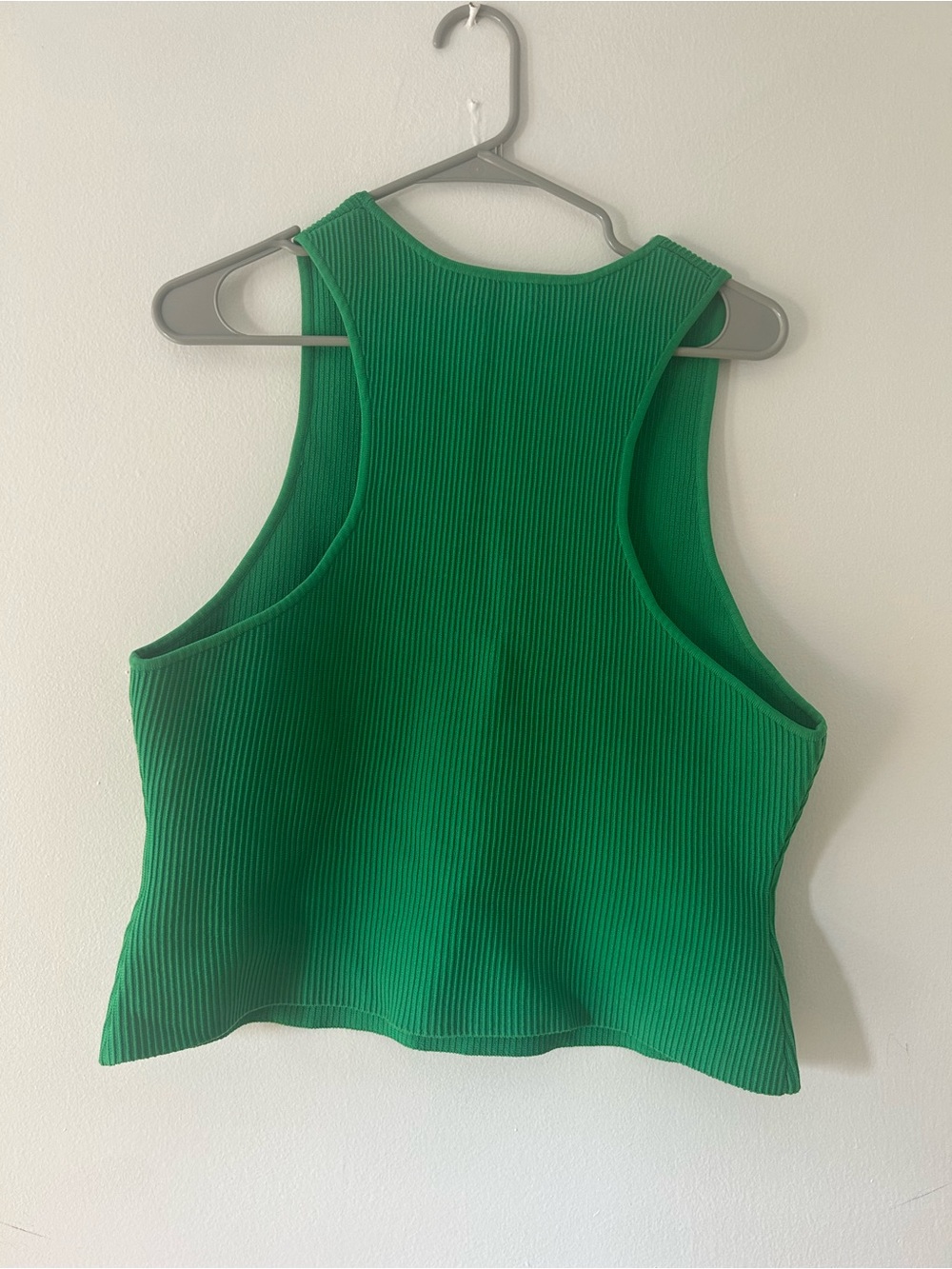 Babaton Green Sculpt Ribbed Cropped Tank 2XL - Picture 3 of 3